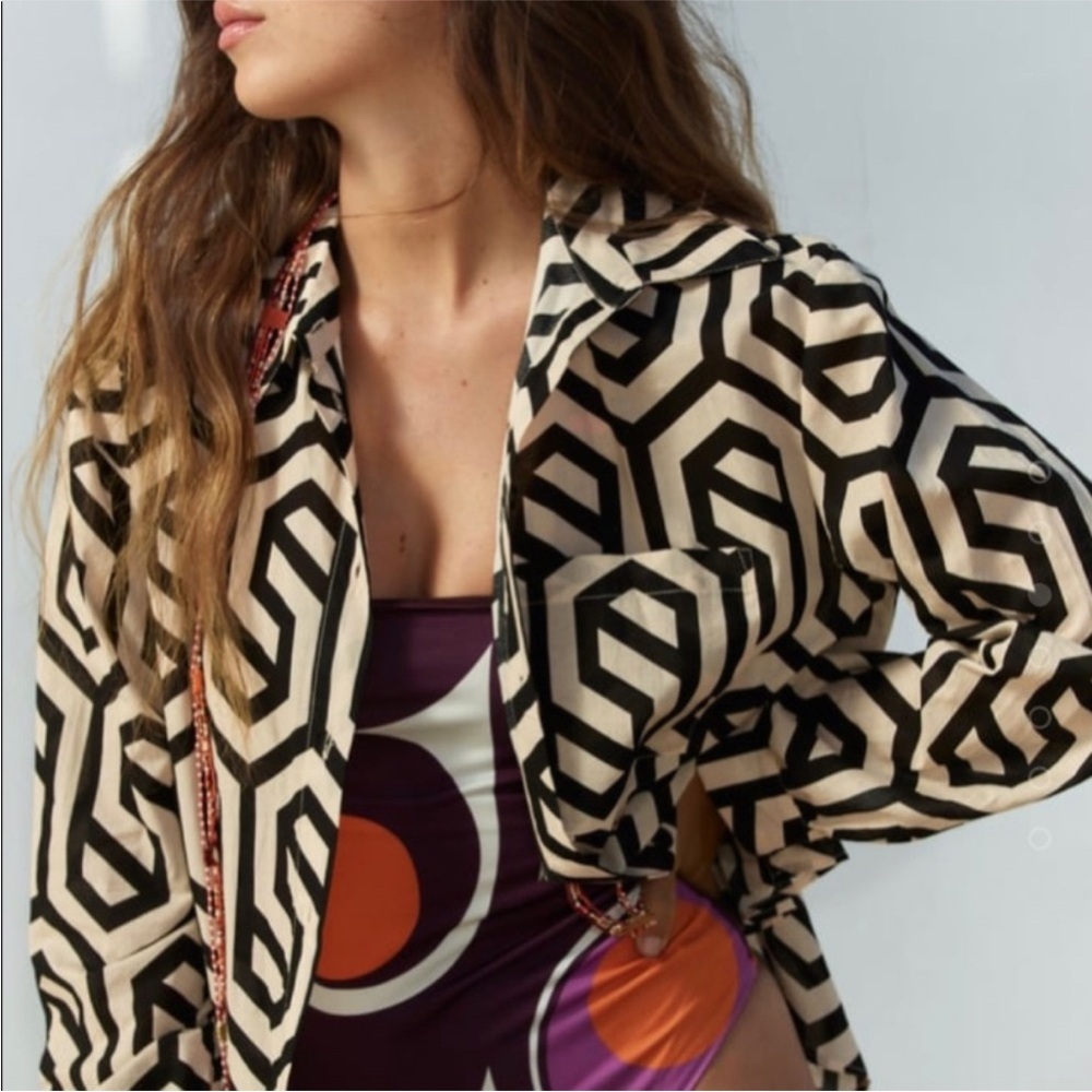 Zara Geometric Print Button Down Blouse XS Black Cream - Picture 5 of 6